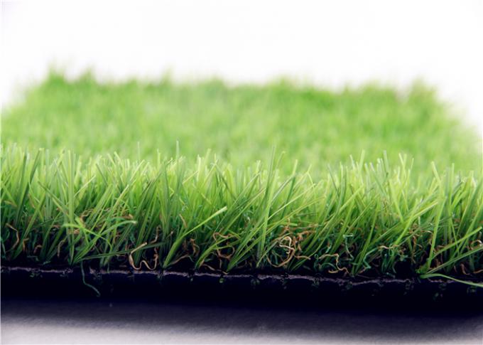 Erba falsa ad alta densità per i giardini, erba artificiale sembrante naturale di 40MM 0