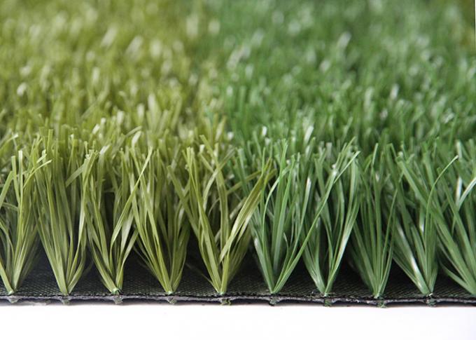 Colore verde scuro artificiale dell'erba 50MM dell'alto campo di calcio di elasticità di AVG 0