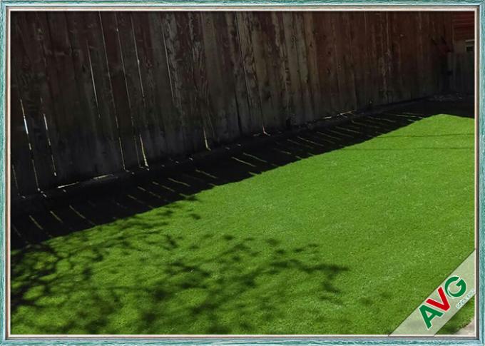 35 millimetri di tappeto erboso artificiale dell'animale domestico UV amichevole di resistenza/erba sintetica per il gioco del cane 0