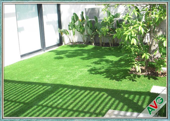 Erba falsa decorativa del tappeto erboso artificiale domestico del giardino 35 millimetri di altezza 0