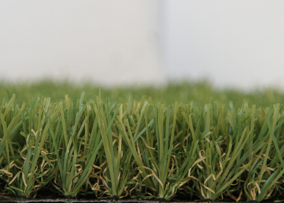 La CINA Resistenza sintetica d'abbellimento Anti-UV di temperatura elevata del tappeto erboso dell'erba fornitore