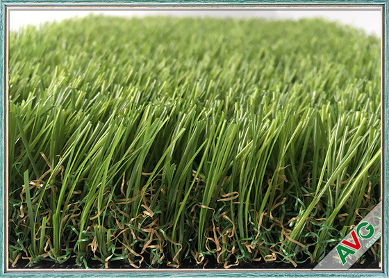 La CINA Tappeto erboso resistente UV del tappeto dell'erba dell'erba artificiale all'aperto del giardino di colore verde fornitore