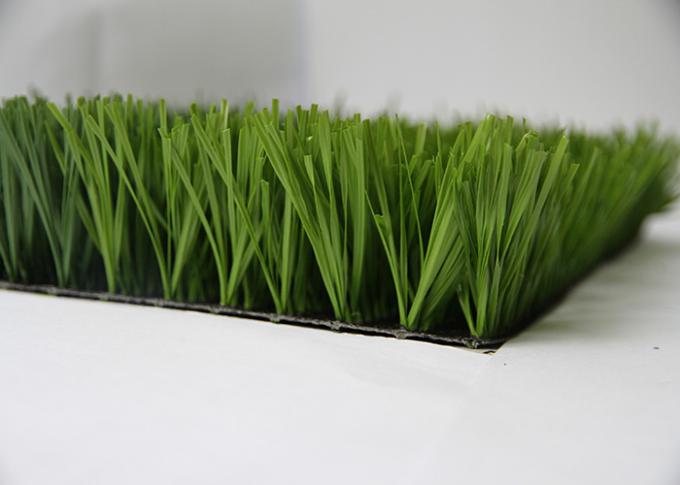 Tappeto erboso sintetico dell'interno dell'erba artificiale di calcio di 50MM rispettoso dell'ambiente 0