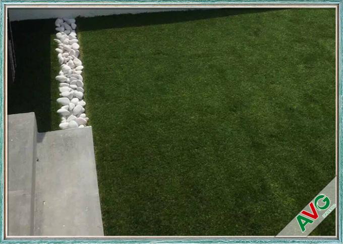 Il tetto UV anti- che abbellisce l'erba artificiale S modella il PE del monofilo + PPE riccio 0