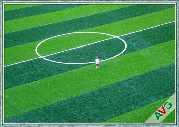 Tappeto erboso artificiale dell'erba di calcio all'aperto con l'erba artificiale appoggiante durevole del materiale del PE per Futsal 0