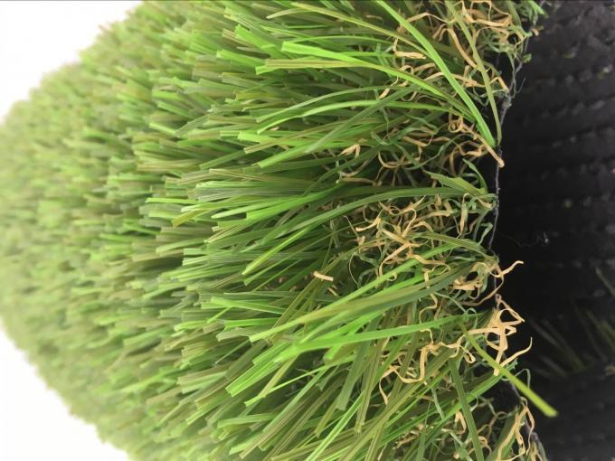 Erba artificiale all'aperto di alta resistenza agli'agenti atmosferici/tappeto sintetico dell'erba 1