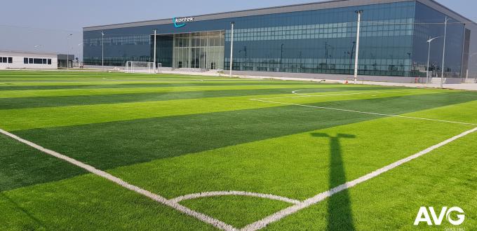 Multi direzionale del buon di rigidezza 45mm di altezza tappeto erboso artificiale di calcio per il rotolamento della palla 0