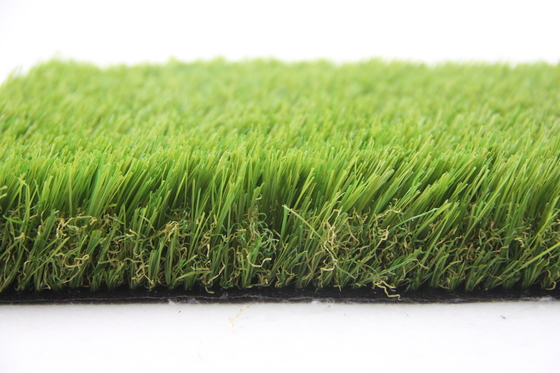 La CINA Erba artificiale curva del giardino della casa del cavo 60mm per il tappeto erboso dei Greenfields fornitore