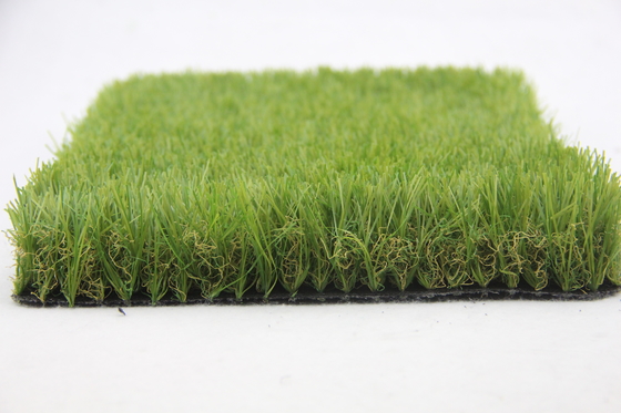 La CINA L'erba tappeto artificiale del giardino rotola il colore naturale di 25mm fornitore