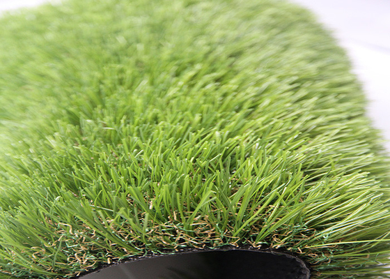 La CINA Tappeto artificiale all'aperto stabile sano dell'erba, coperta all'aperto dell'erba falsa fornitore