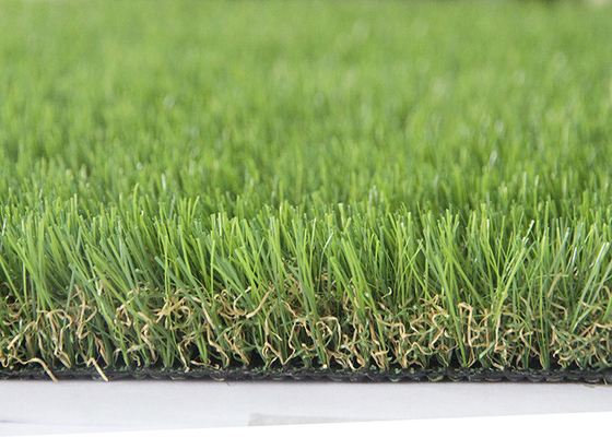 La CINA Materiale sintetico del PE del tappeto erboso dell'erba artificiale all'aperto decorativa con resistenza UV fornitore