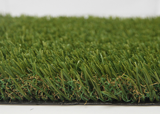 La CINA La fibra unica modella il verde all'aperto dell'interno del tappeto erboso dell'erba tappeto artificiale per la decorazione della città fornitore