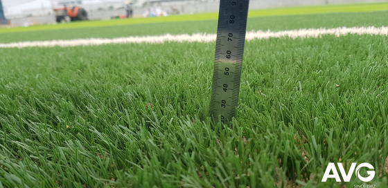 La CINA Tappeto erboso sintetico pieno dell'erba artificiale 60mm ad alta densità per calcio fornitore