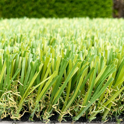 La CINA Il trio modella l'erba artificiale del giardino del PE del monofilamento con il rivestimento del lattice di SBR fornitore