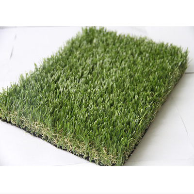 La CINA Rotolo artificiale curvo del tappeto dell'erba del cavo per l'abbellimento antiabbagliante fornitore