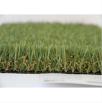 La CINA Resistenza all'usura artificiale d'abbellimento di lusso dell'erba 60mm del giardino fornitore