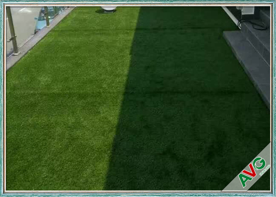 La CINA Erba sintetica di resistenza del cortile UV all'aperto del giardino, erba falsa per il cortile fornitore