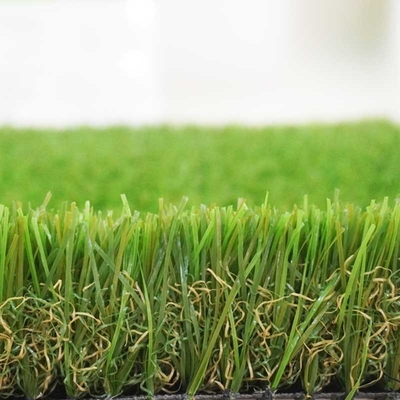 La CINA Il verde sintetico del tappeto erboso tappezza l'erba artificiale di Gazon del rotolo Cesped-artificiale fornitore