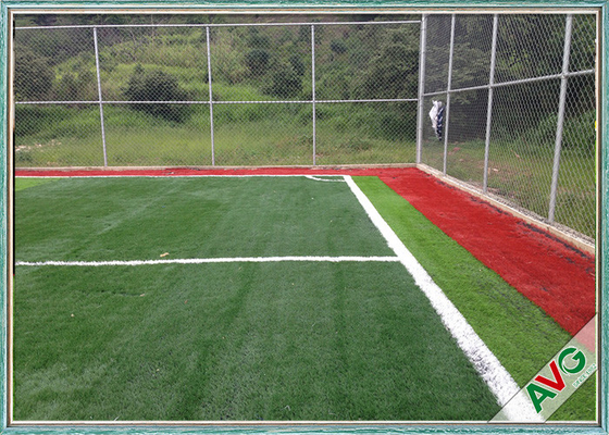 La CINA 50 millimetri di erba artificiale dello SGS per il campo di football americano/campo di calcio con la sensibilità naturale fornitore