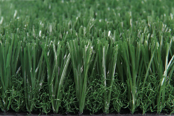 La CINA all'aperto artificiale dell'erba di 40mm di calcio del tappeto erboso dell'erba tappeto artificiale dell'erba fornitore