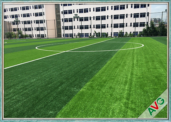 Porcellana Di Olive Shape Football Field Soccer anti 2/4/5m larghezza UV del rotolo dell'erba artificiale fornitore