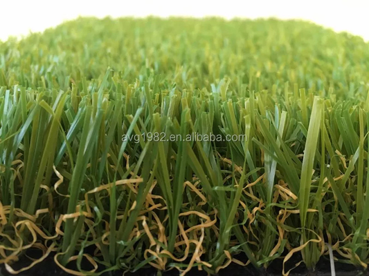 La CINA PE ritenente molle del monofilo ed erba artificiale arricciata dei pp per il giardino che abbellisce erba d'abbellimento più economica fornitore
