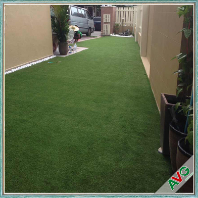 Il giardino erba 40mm che Cesped erba decorativo all'aperto della parete artificiale dell'erba fornitore