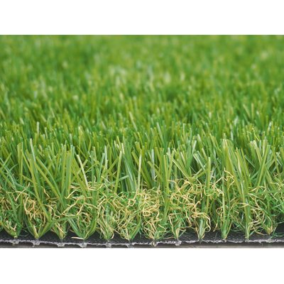 Altezza artificiale della coperta 50MM del tappeto erboso di falsificazione del tappeto dell'erba del giardino naturale all'aperto
